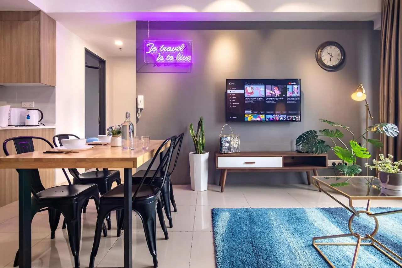 Apartment Tropicana 218 X Airlevate Suites George Town