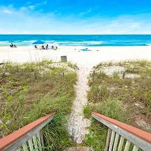 latitude-29-10-by-realjoy-vacations.panamacity-beachhotels.com/