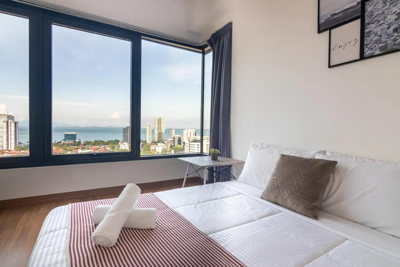Tropicana 218 X Airlevate Suites Джорджтаун