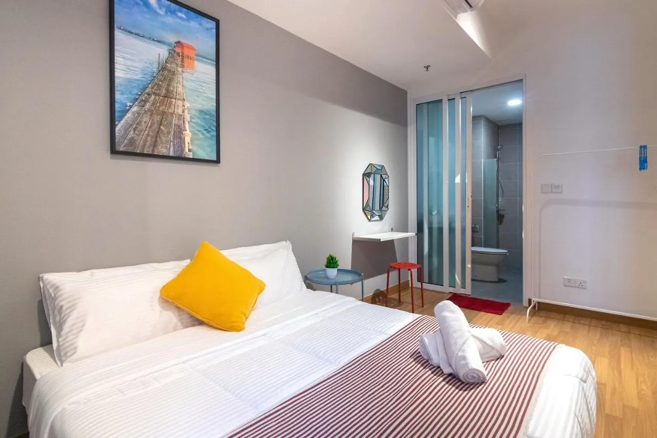 Tropicana 218 X Airlevate Suites Джорджтаун Малайзия
