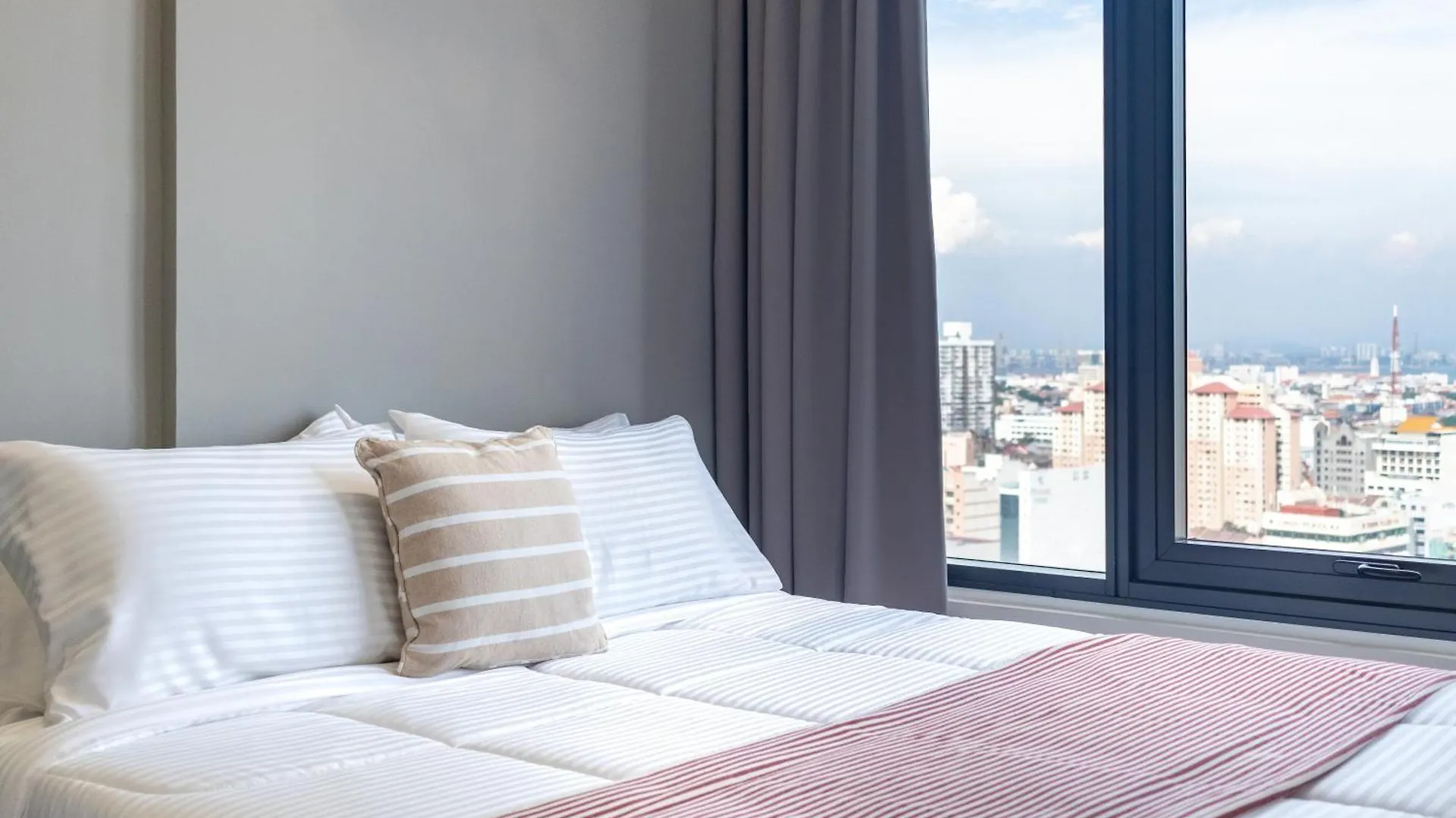 Tropicana 218 X Airlevate Suites Джорджтаун Апартаменты
