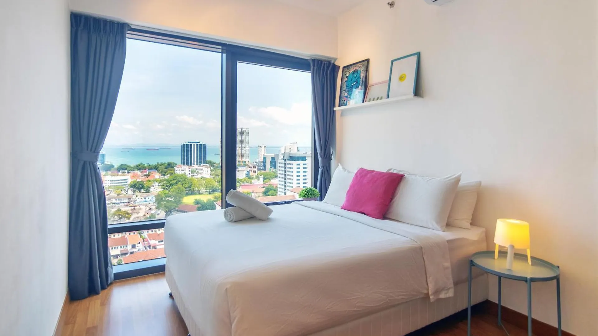 Tropicana 218 X Airlevate Suites Джорджтаун 0*,  Малайзия
